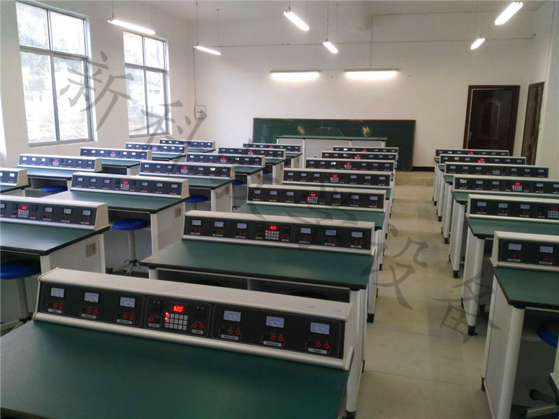 學(xué)校物理(電學(xué))實驗室