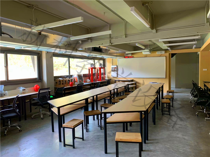 中學(xué)創(chuàng)客實(shí)驗(yàn)室