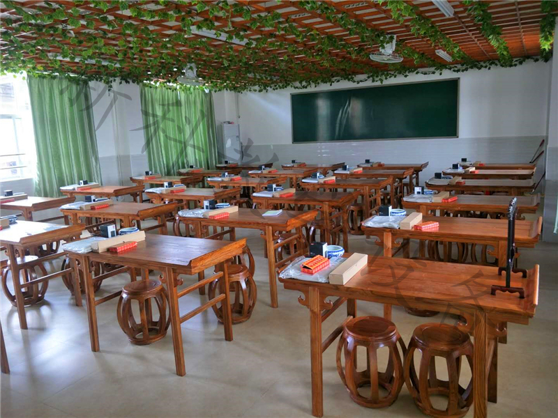 <a href='http://m.tjxblsf.com/chanpin/57-1.html' target='1' style='font-size:18px; font-weight:bold; color:#000000;'>書法功能室</a>設備