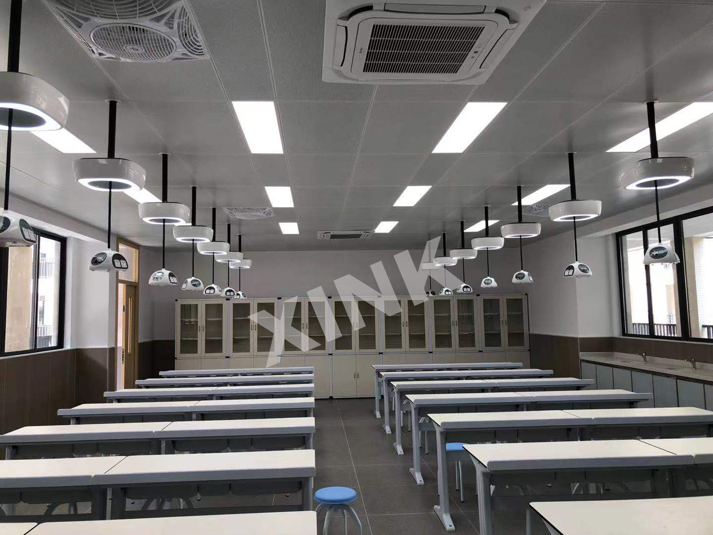 <a href='http://m.tjxblsf.com/' target='1' style='font-size:14px; font-weight:bold; color:#0080ff;'>物理實驗室</a>