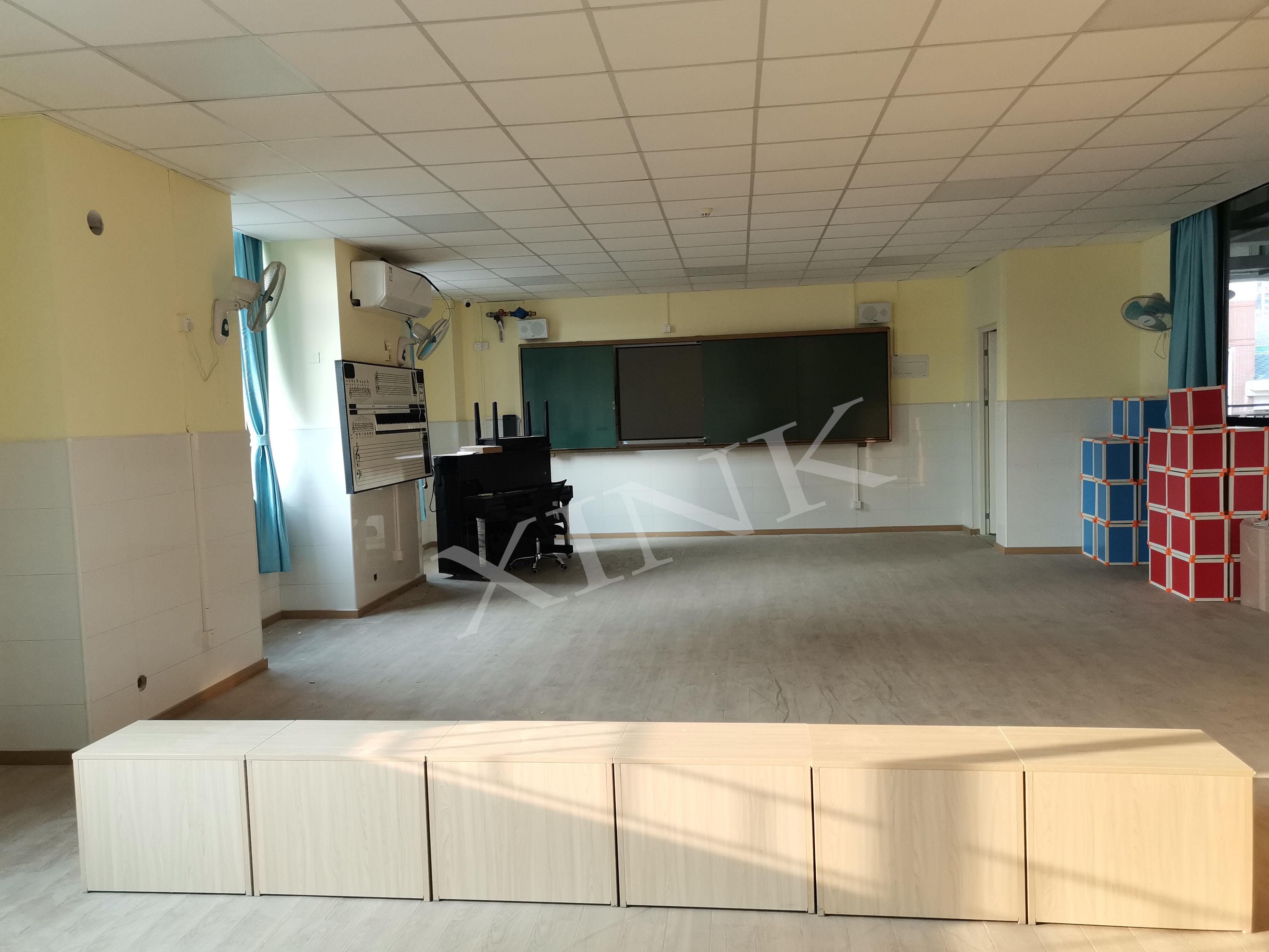 音樂<a href='http://m.tjxblsf.com/chanpin/59-1.html' target='1' style='font-size:18px; font-weight:bold; color:#000000;'>舞蹈室</a>