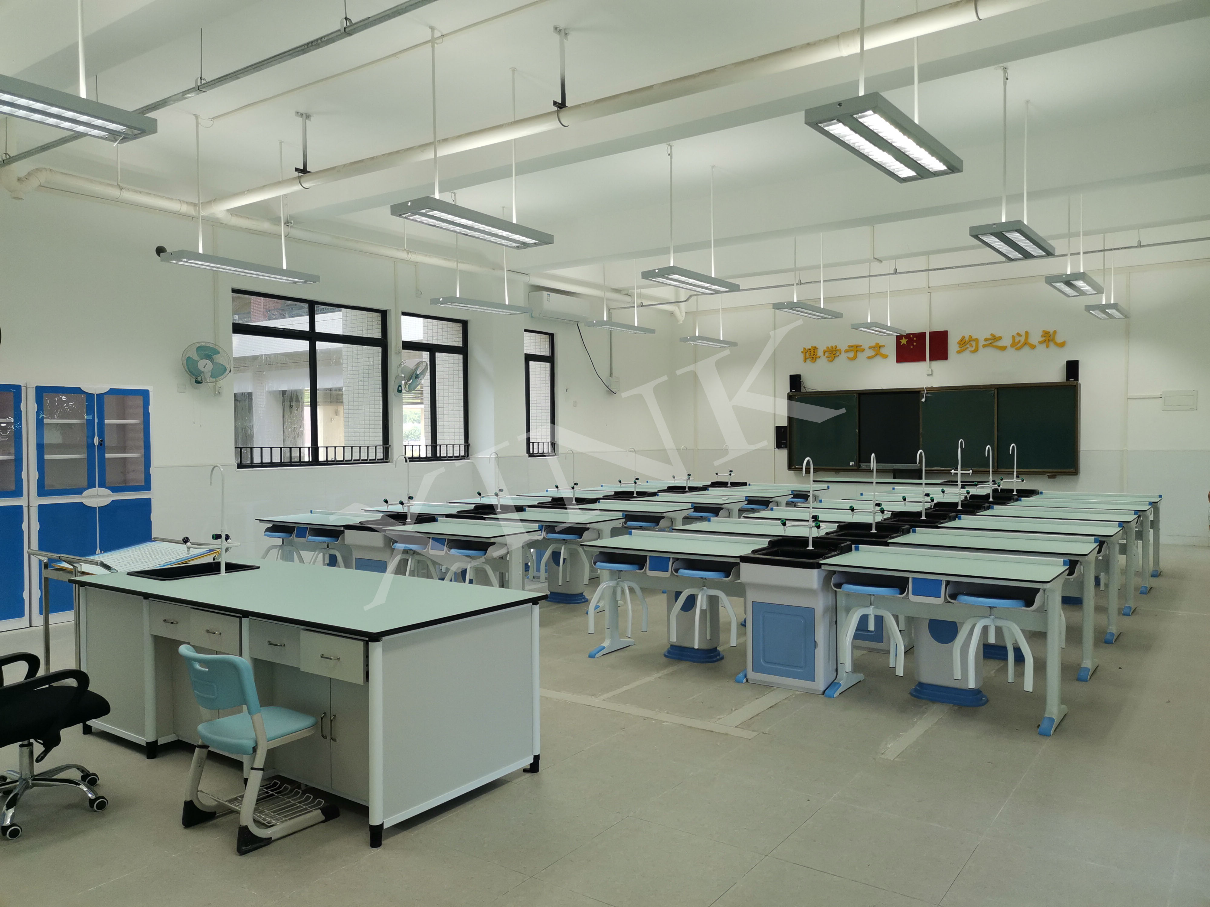 化學(xué)實驗室