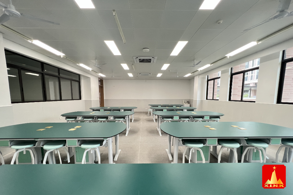 探究<a href='http://m.tjxblsf.com/' target='1' style='font-size:14px; font-weight:bold; color:#0080ff;'>物理實驗室</a>