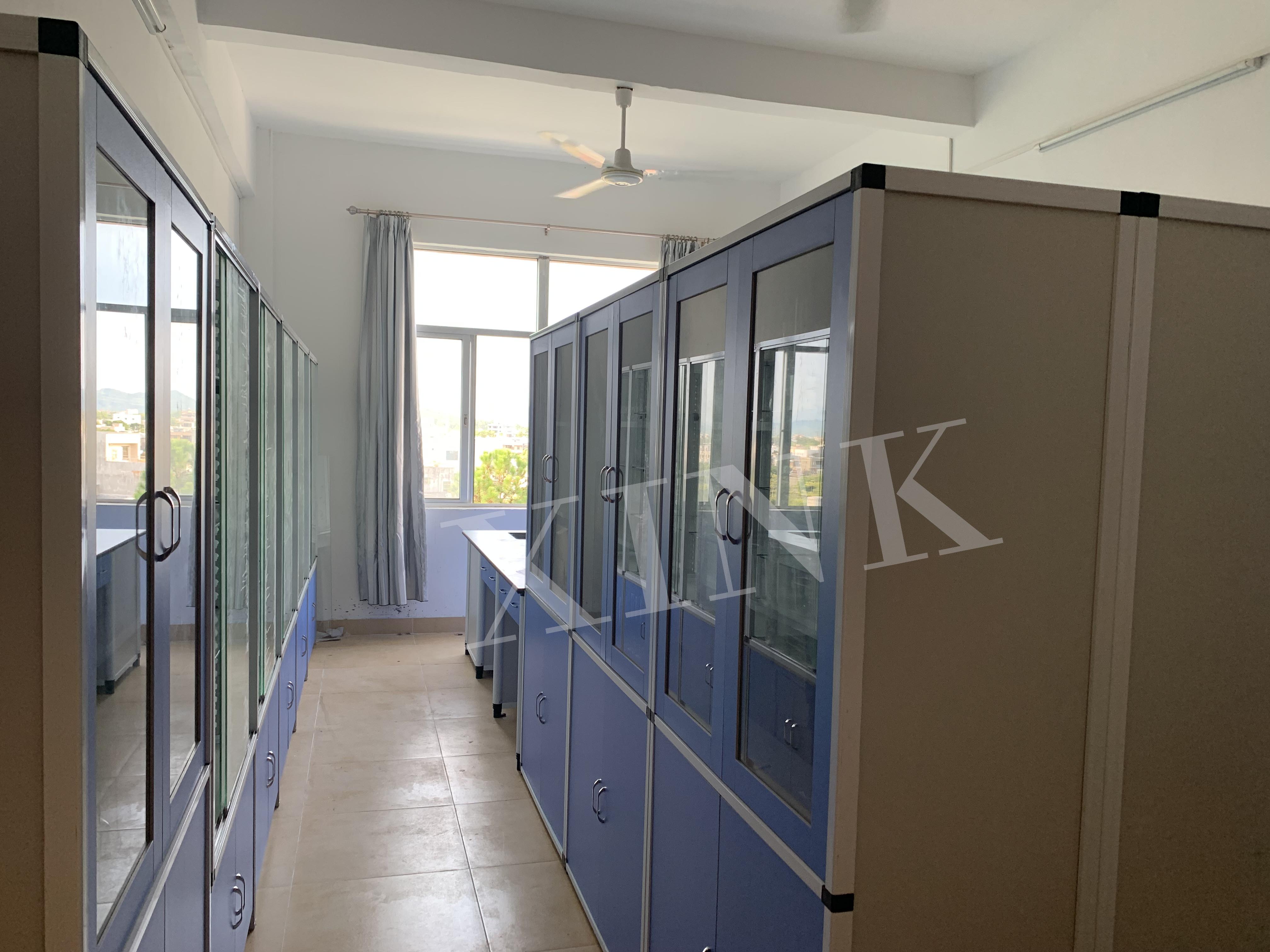 <a href='http://m.tjxblsf.com/products/70-1.html' target='1' style='font-size:18px; font-weight:bold; color:#000000;'>藥品柜</a>