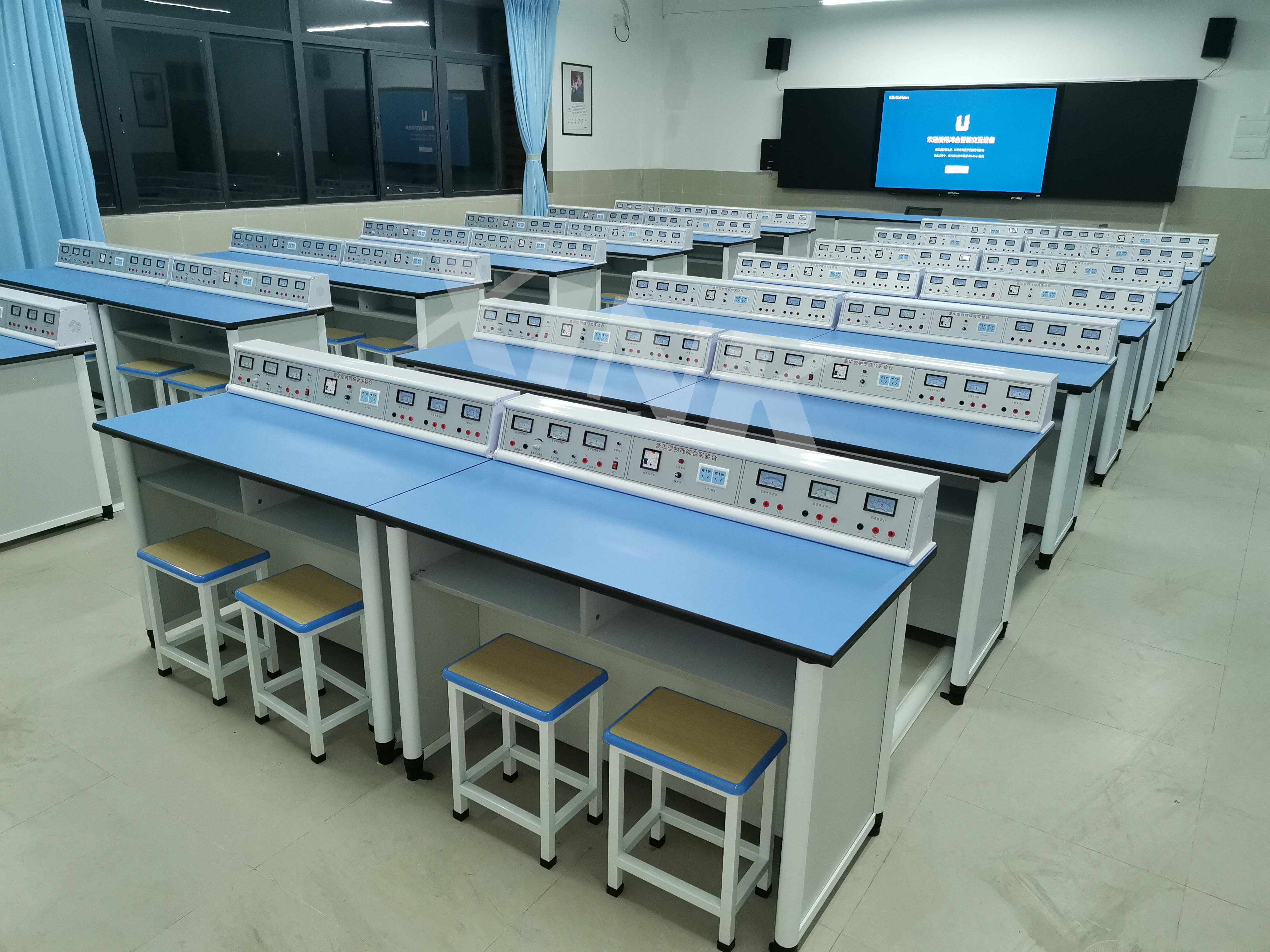 電學<a href='http://m.tjxblsf.com/' target='1' style='font-size:14px; font-weight:bold; color:#0080ff;'>物理實驗室</a>