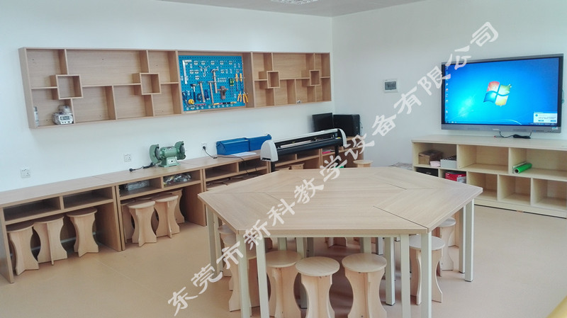 <a href='http://m.tjxblsf.com' target='1' style='font-size:14px; font-weight:bold; color:#0080ff;'>創客實驗室</a>