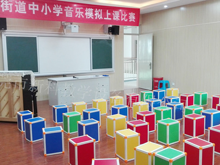 <a href='http://m.tjxblsf.com/chanpin/58-1.html' target='1' style='font-size:18px; font-weight:bold; color:#000000;'>音樂功能室</a>