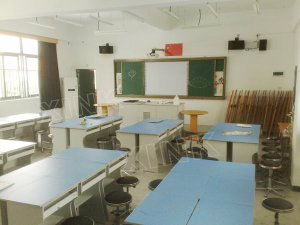 <a href='http://m.tjxblsf.com/chanpin/56-1.html' target='1' style='font-size:18px; font-weight:bold; color:#000000;'>美術功能室</a>2