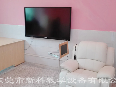 <a href='http://m.tjxblsf.com' target='1' style='font-size:14px; font-weight:bold; color:#0080ff;'>心理咨詢室</a>布置