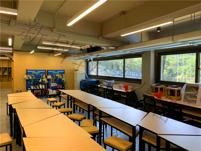 <a href='http://m.tjxblsf.com' target='1' style='font-size:14px; font-weight:bold; color:#0080ff;'>創(chuàng)客實(shí)驗(yàn)室</a>