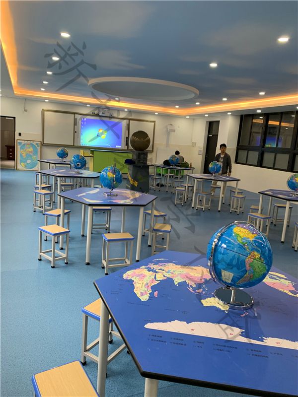 <a href='http://m.tjxblsf.com/chanpinyiji/42-1.html' target='1' style='font-size:14px; font-weight:bold; color:#0080ff;'>地理專用教室</a>