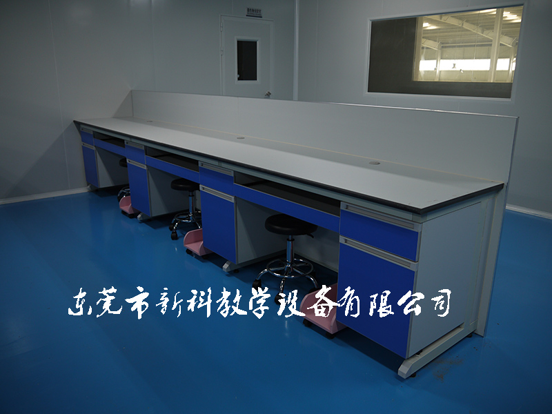 <a href='http://m.tjxblsf.com/products/64-1.html' target='1' style='font-size:18px; font-weight:bold; color:#000000;'>實驗室邊臺</a>案例